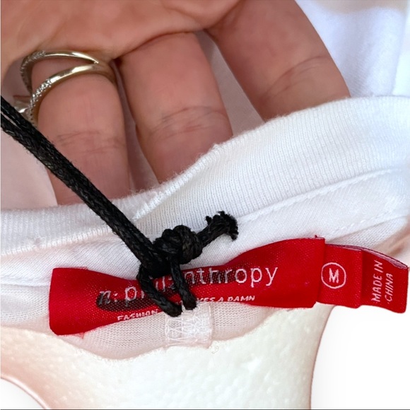 NWT n:philanthropy* Vicki V-Neck Cut Out Long Sleeve Shirt Size Med - Picture 12 of 13